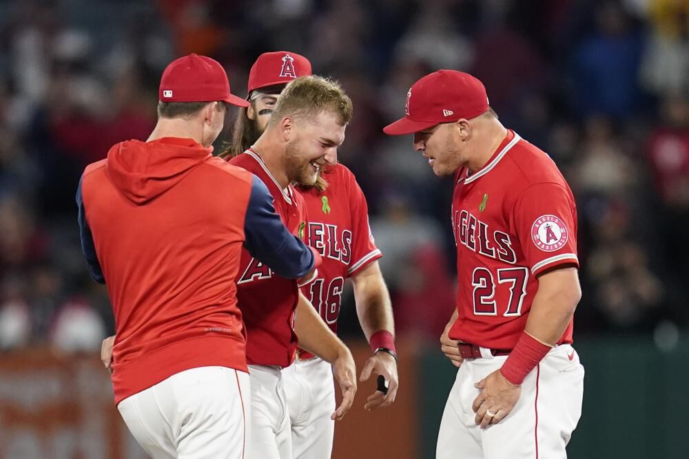 Angels rookie Reid Detmers throws no-hitter against Rays